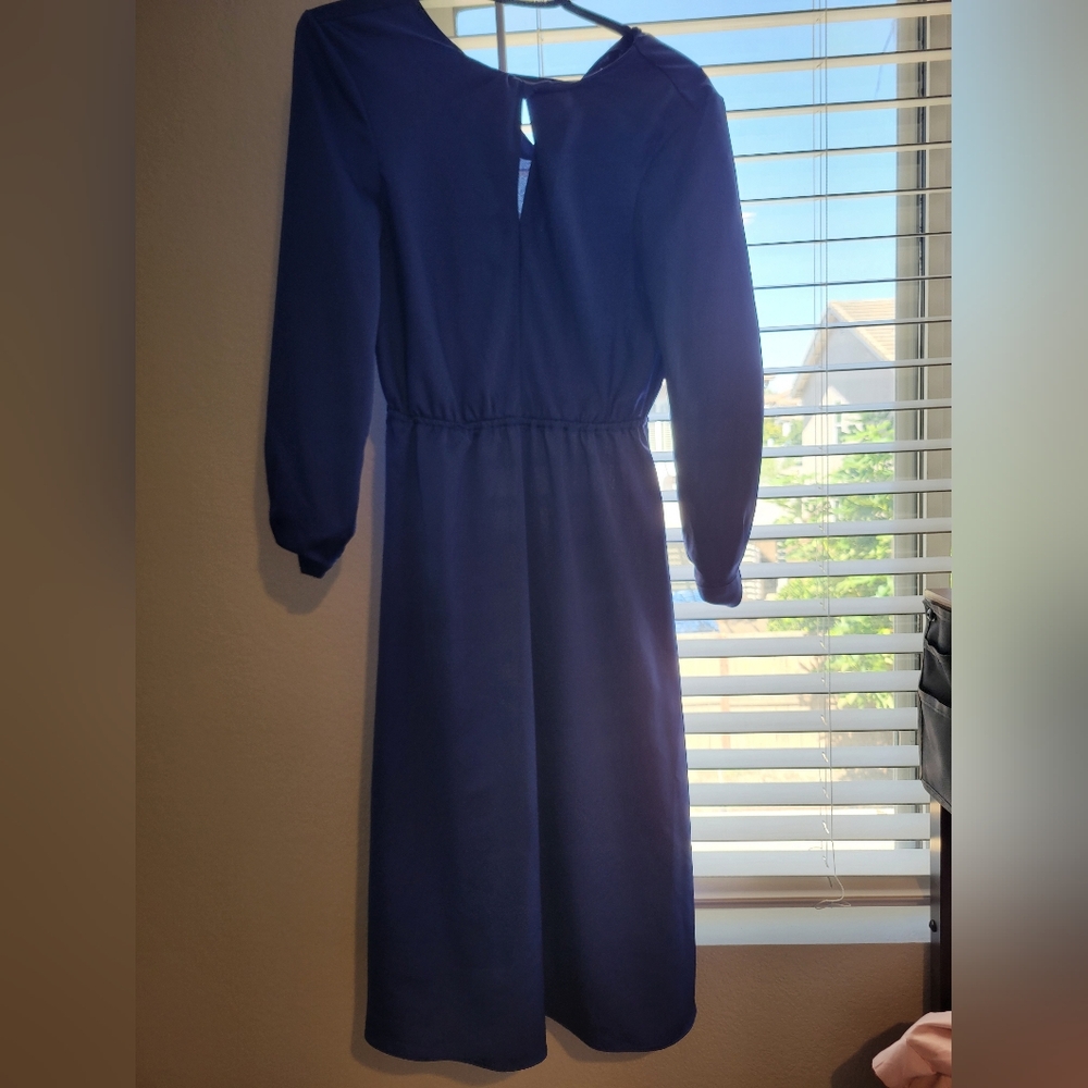 Elegant Blue Long Sleeve Dress